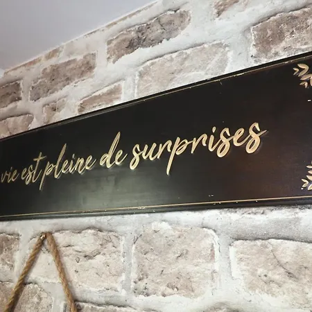 Les Du Pont - Lit Double - Wifi - Inclus - 4 Appartement *